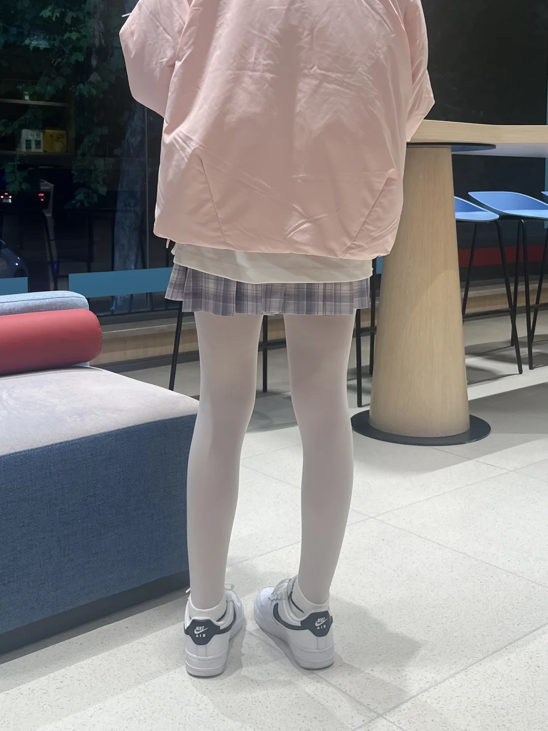 站起来了