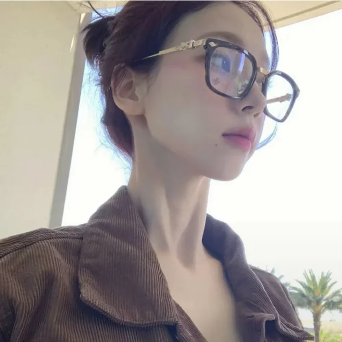 𝙒𝙚𝘾𝙝𝙖𝙩阳光感女头