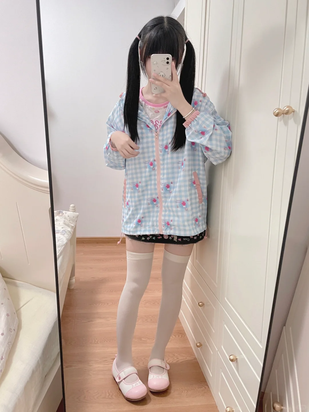 今天也是小学生捏 (๑⃙⃘´༥`๑⃙⃘)
