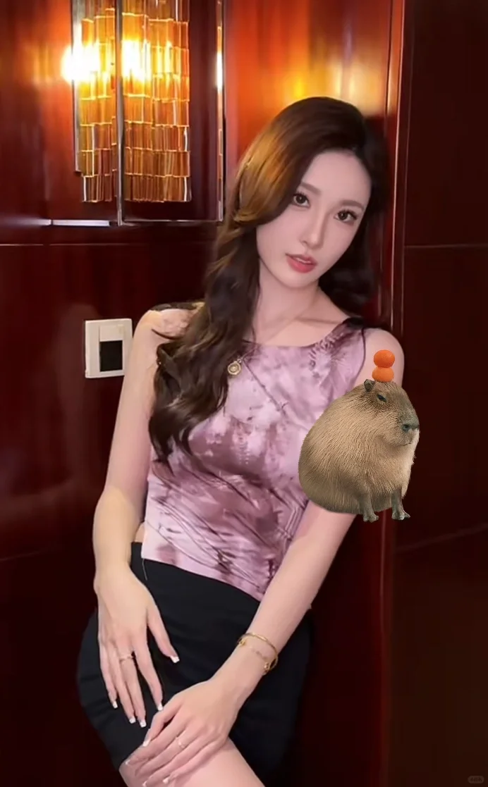 模特小姐姐一只，摄影约拍。大持滴滴