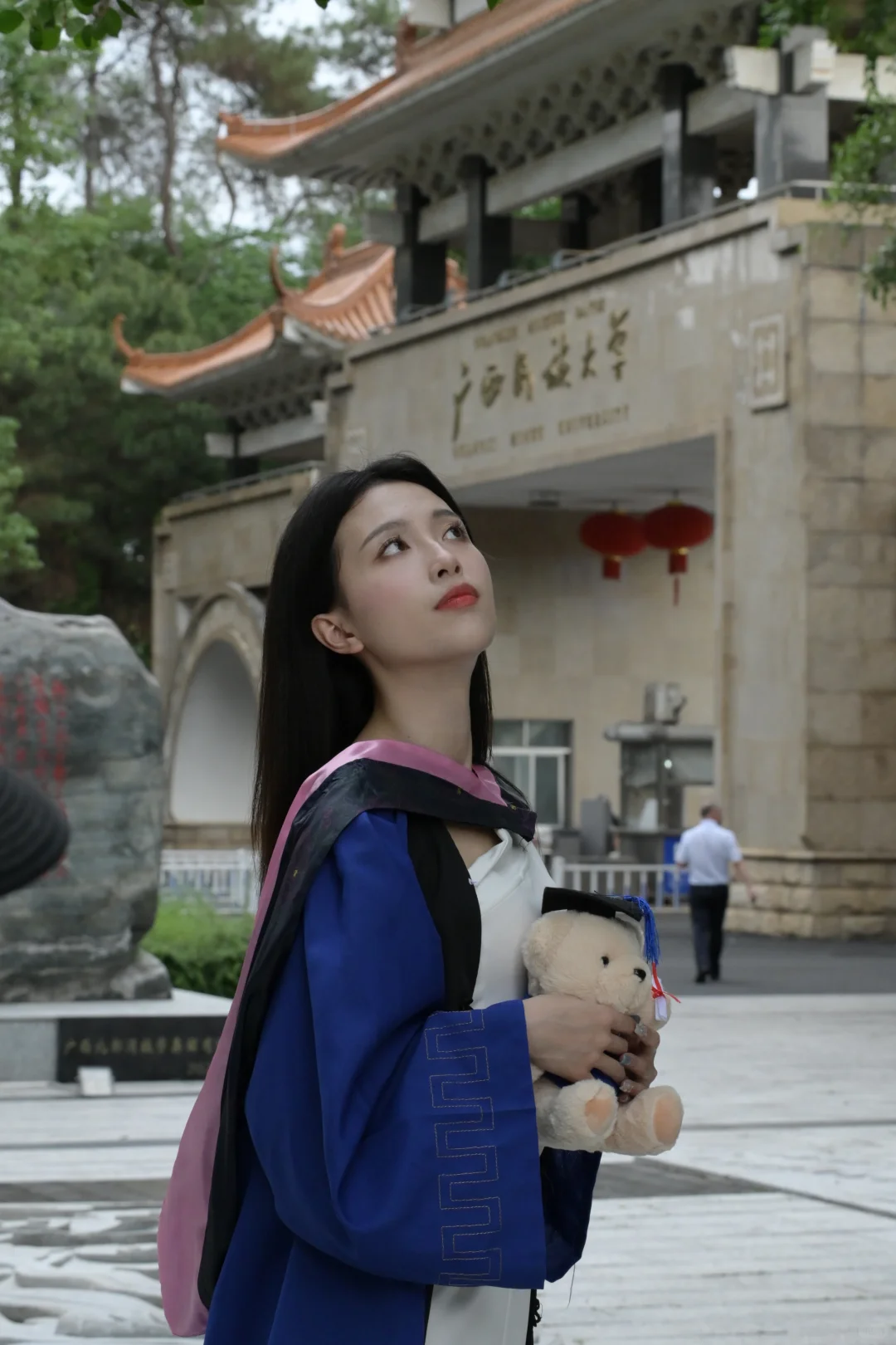 民大硕士毕业照