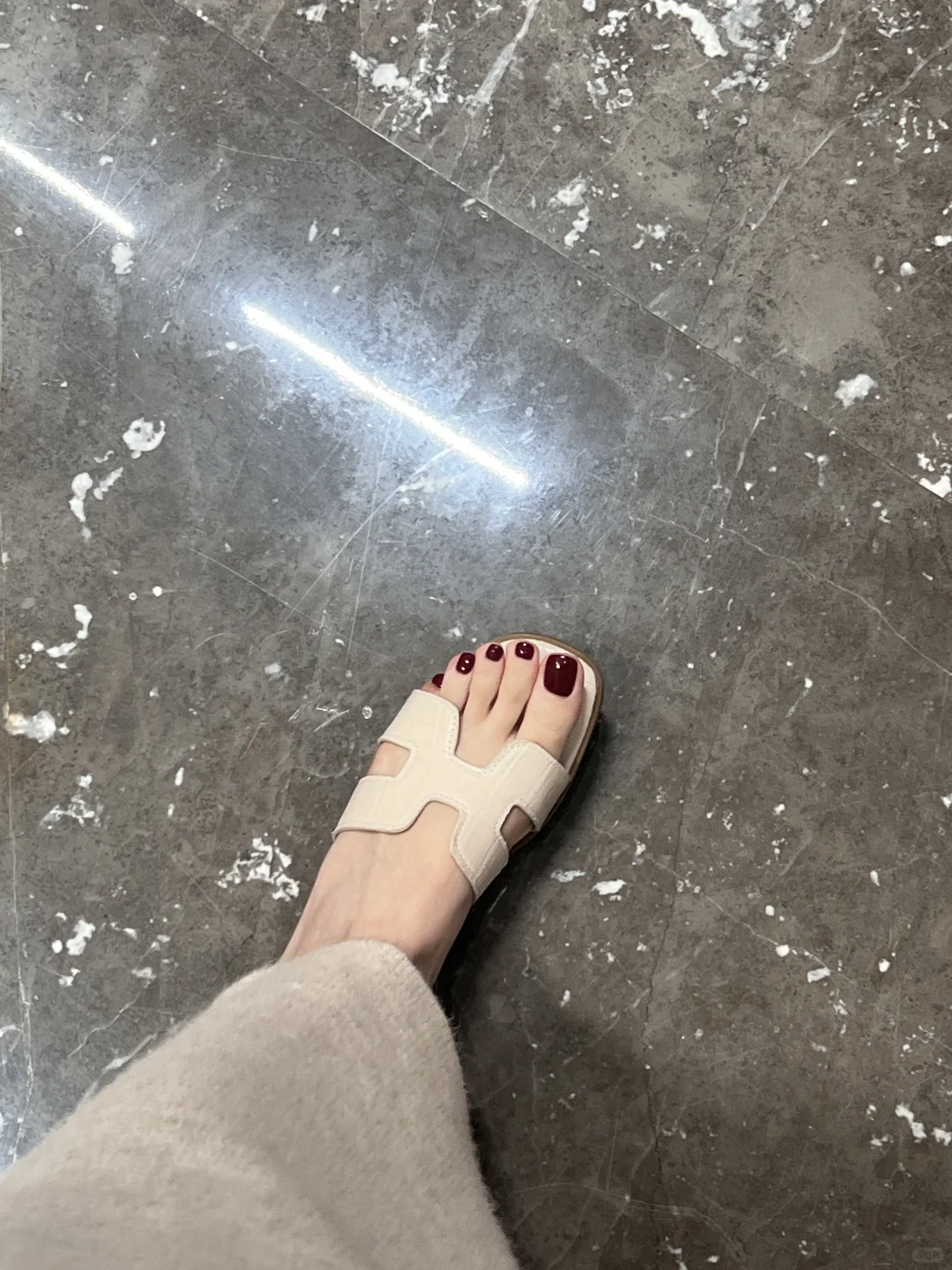 红色美甲最耐看了嘿嘿