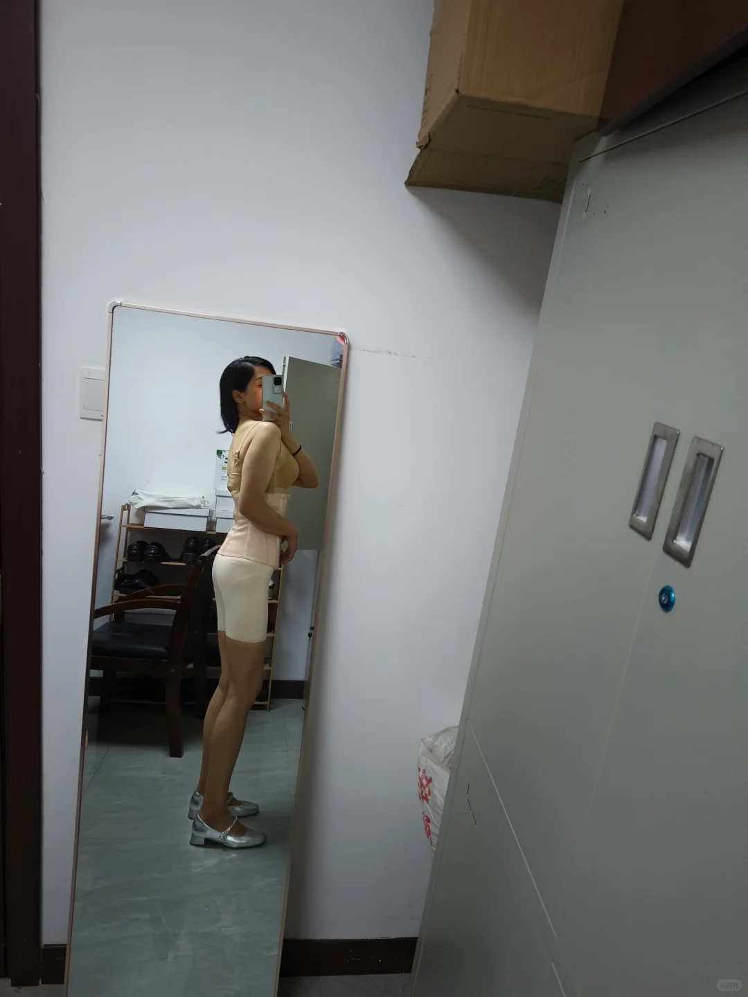 内衣，束身衣