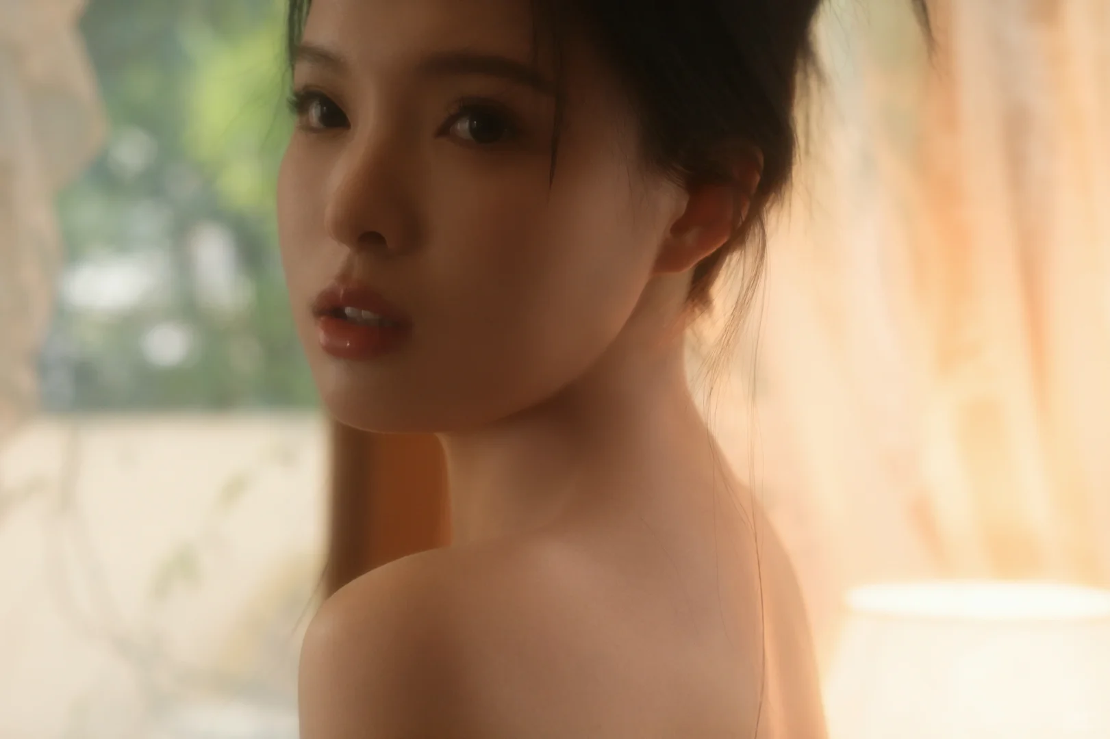 纱幔滑落肩头的第7秒｜私房写真🦋