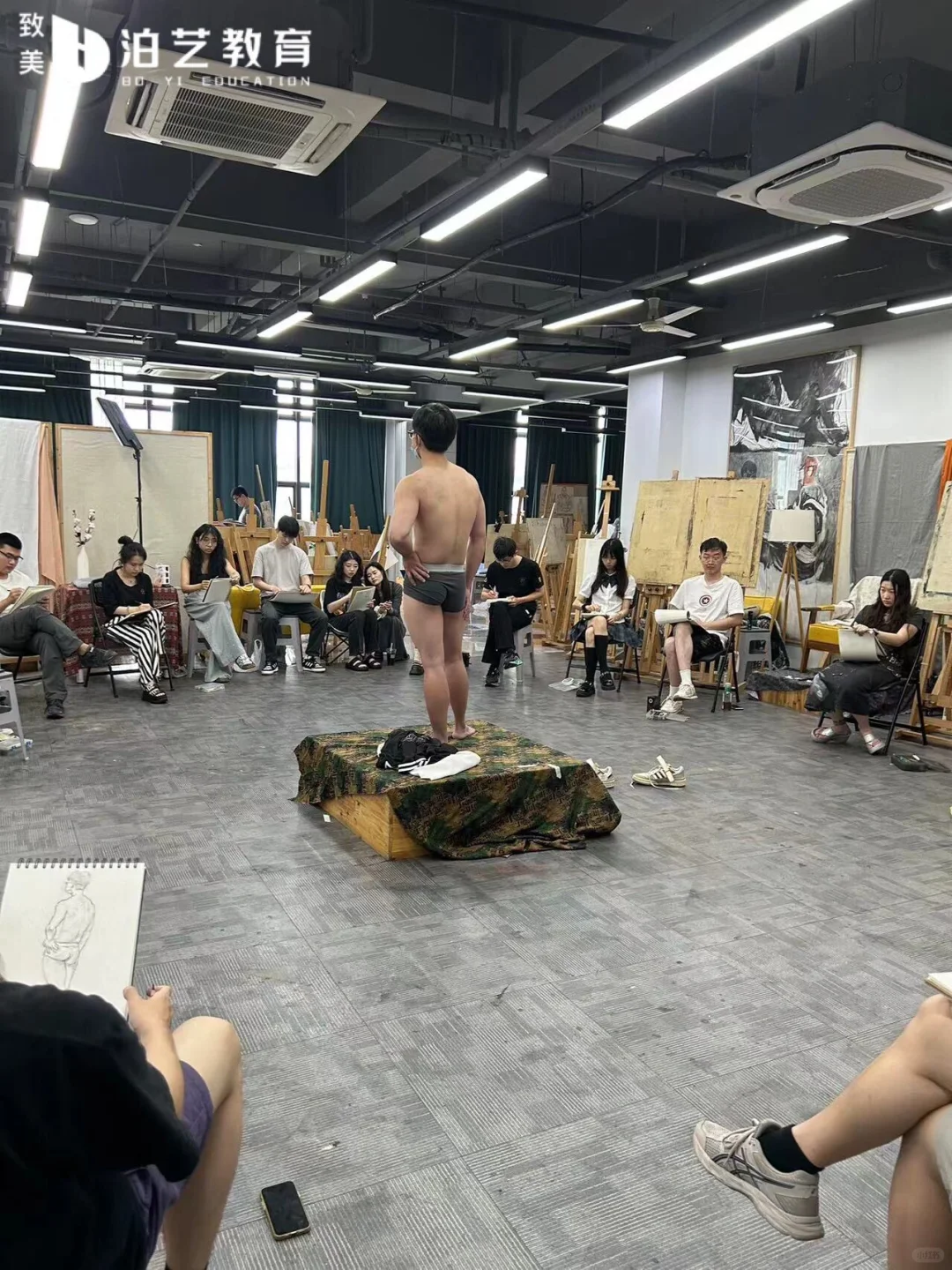 男模人体写生😆