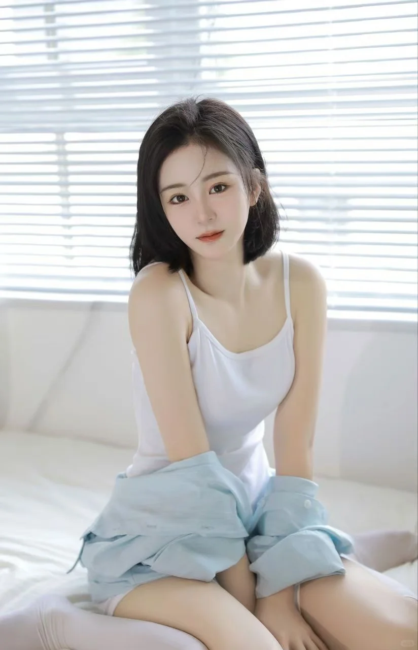 清纯美女约拍，不互勉，蹲摄影师
