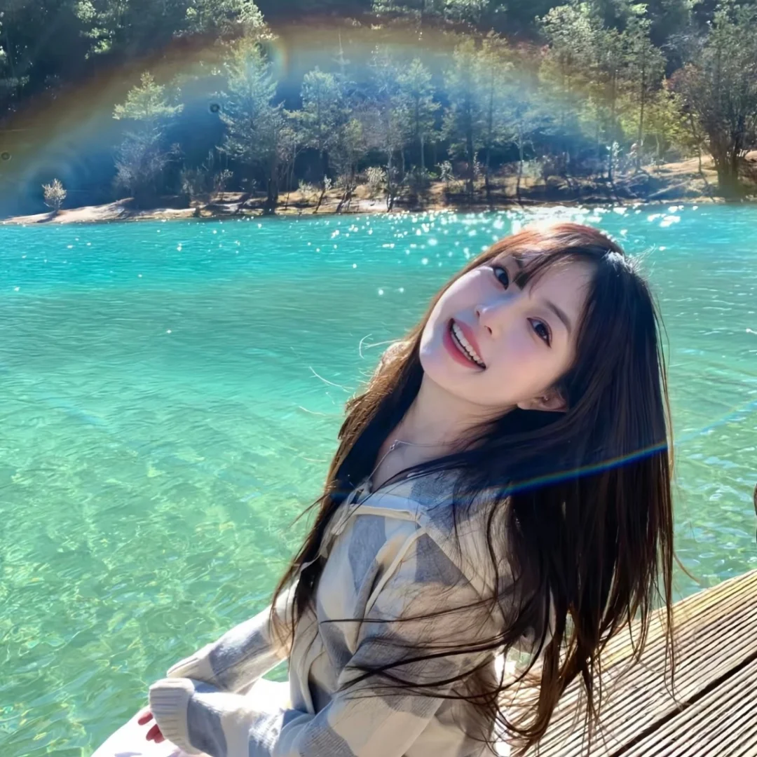 𝙒𝙚𝘾𝙝𝙖𝙩春日头像🌷