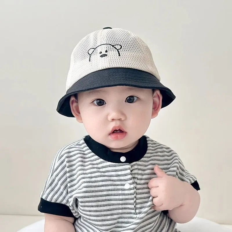 防晒小熊帽👒来守护宝宝