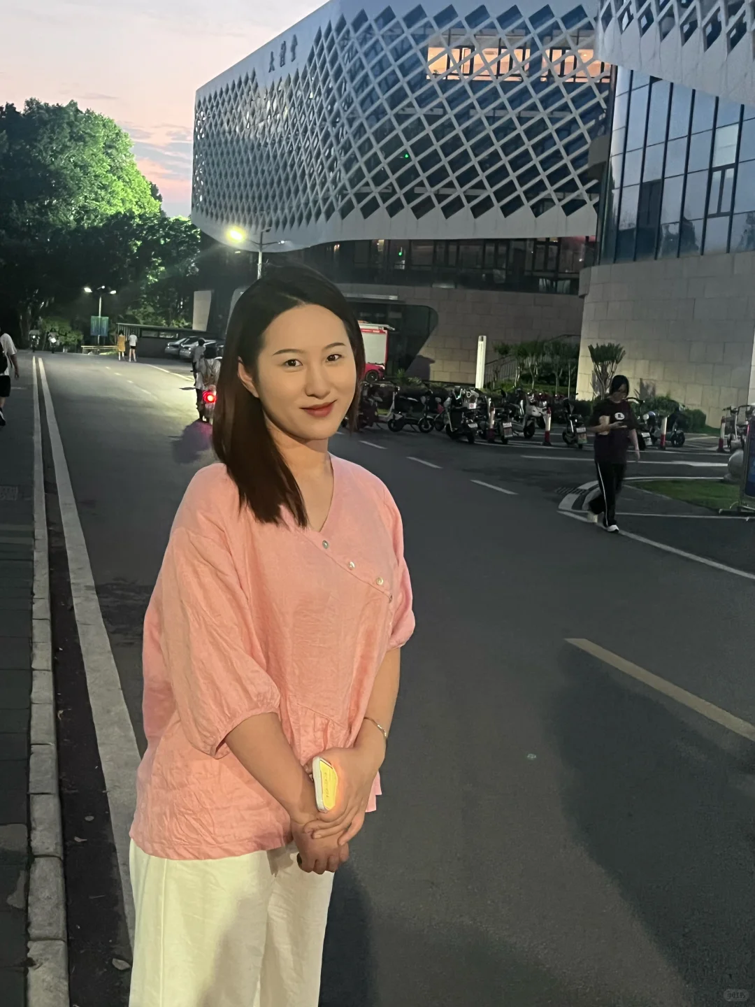 华师 162 130 研究生 微精致穿搭