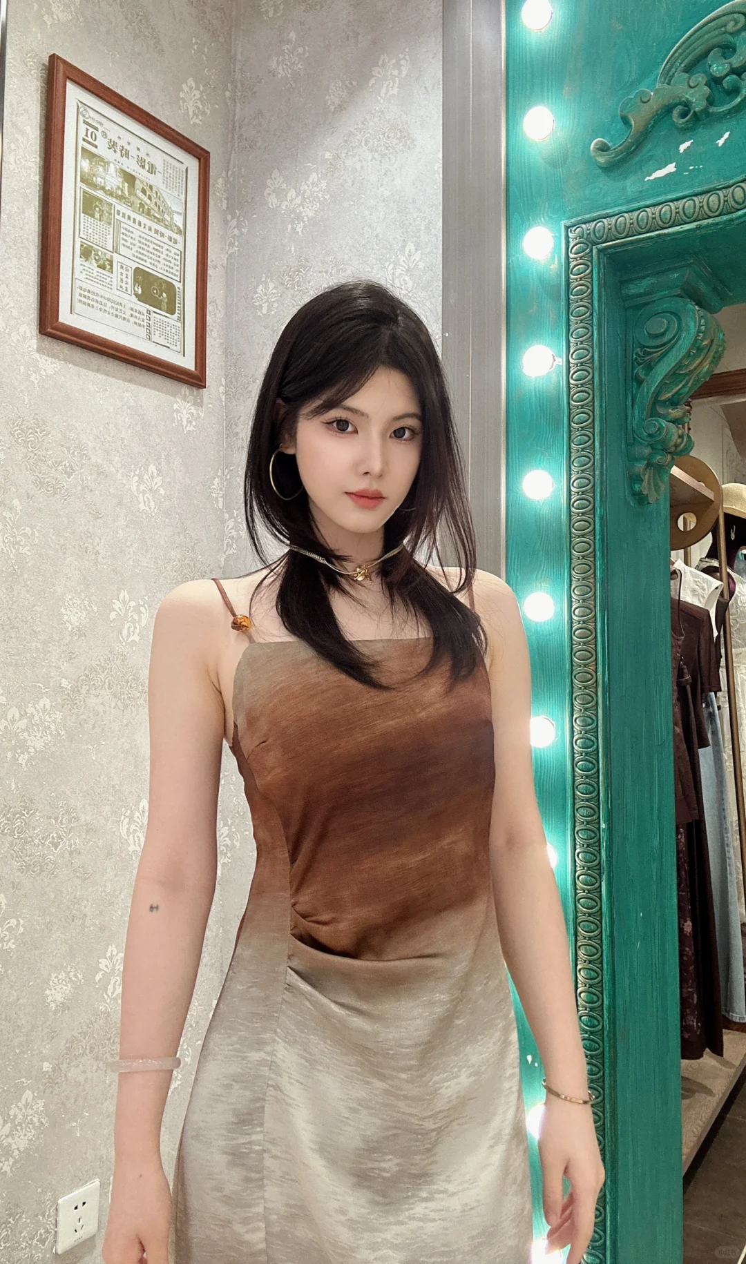 我勒个超绝亚裔女神