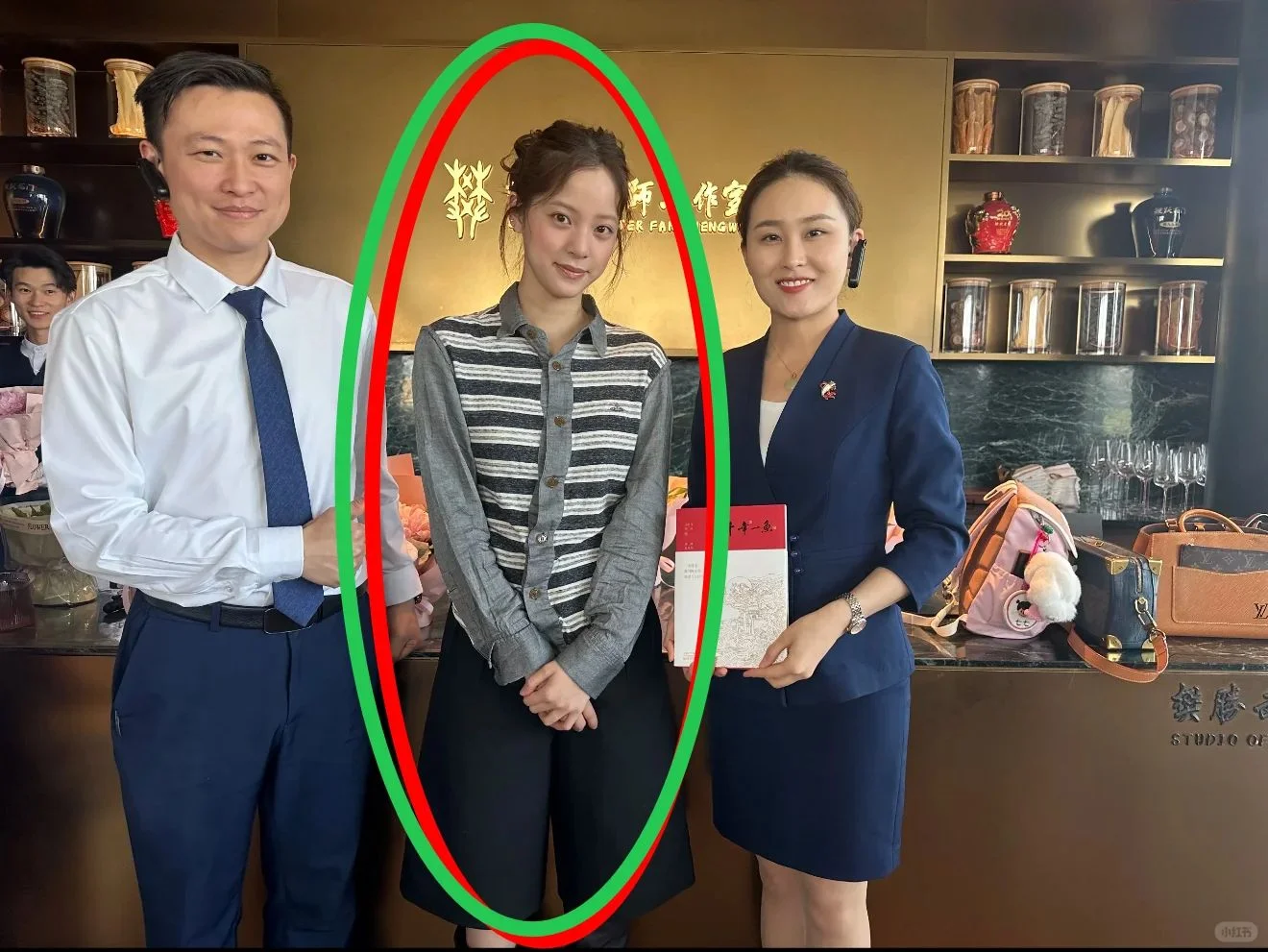 OMG。。。她原来这个样子呀？！！