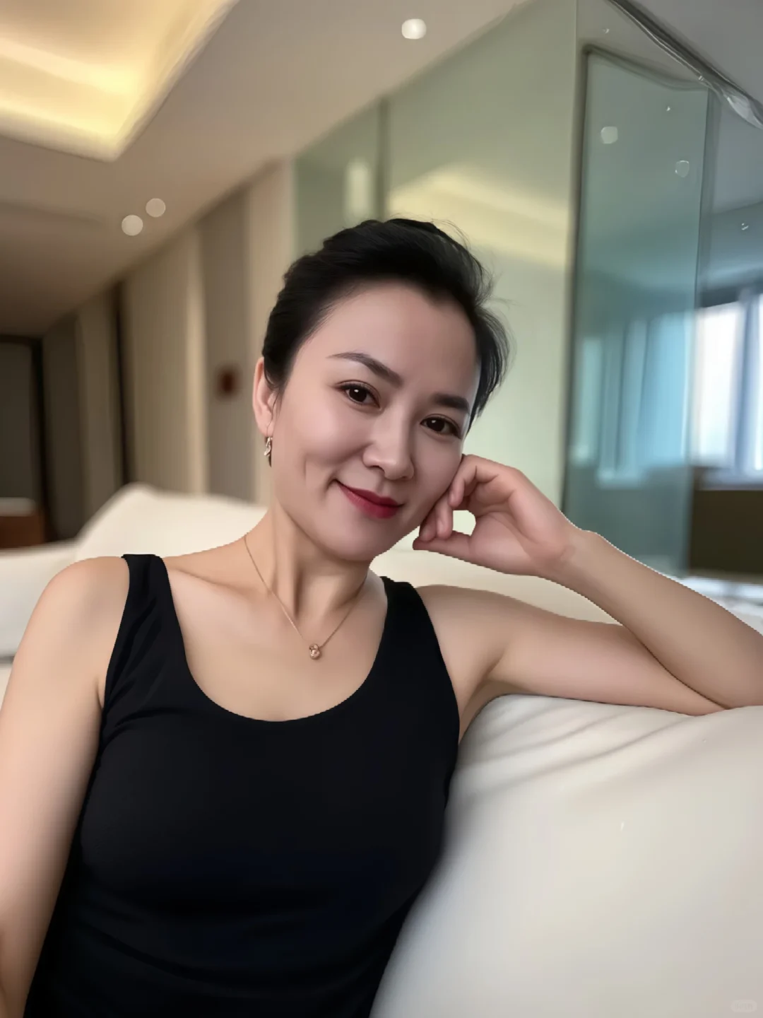 45岁，小妈味十足，成熟优雅哦
