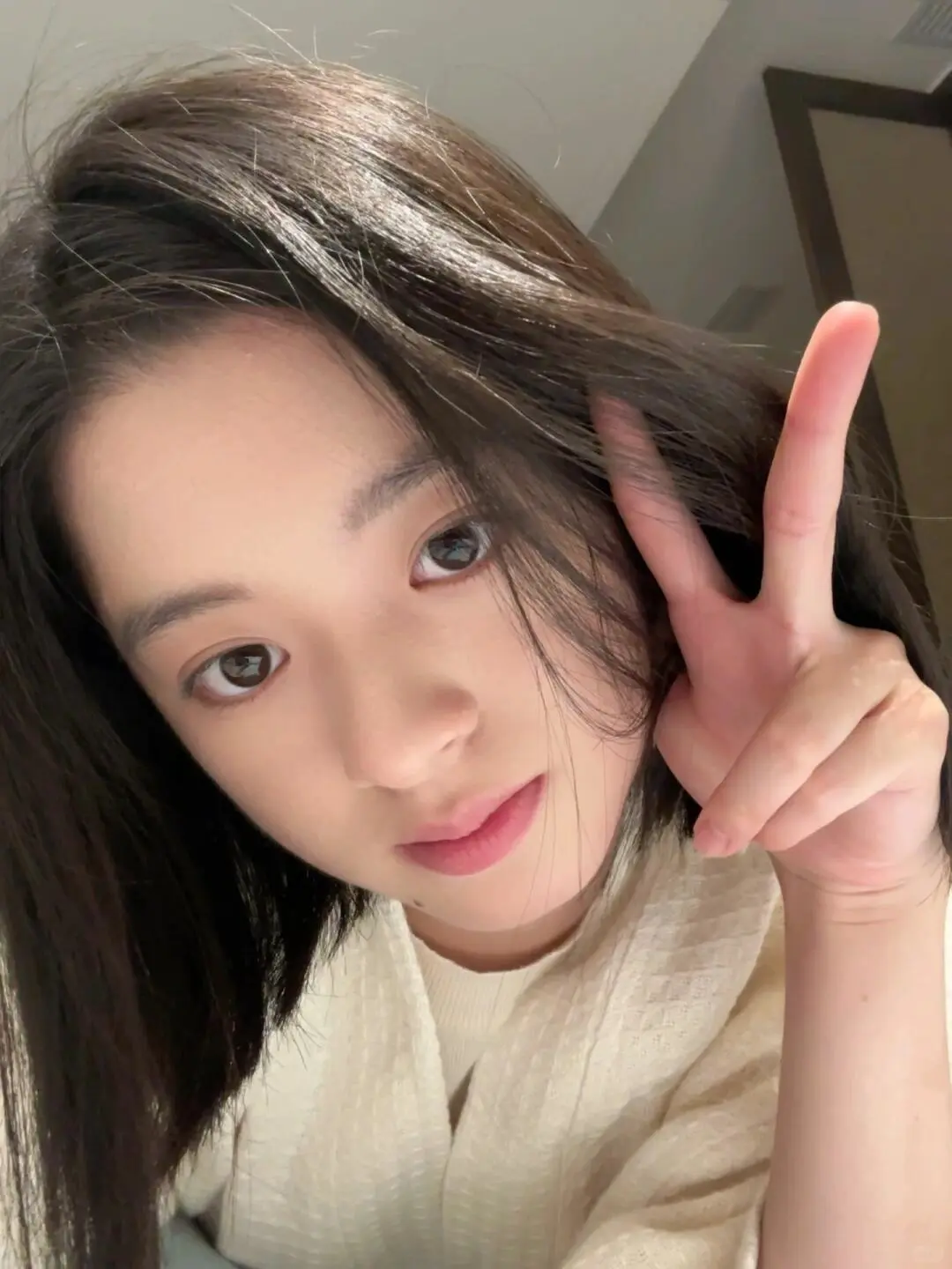 只有我觉得，她的眼睛很有野心吗。。