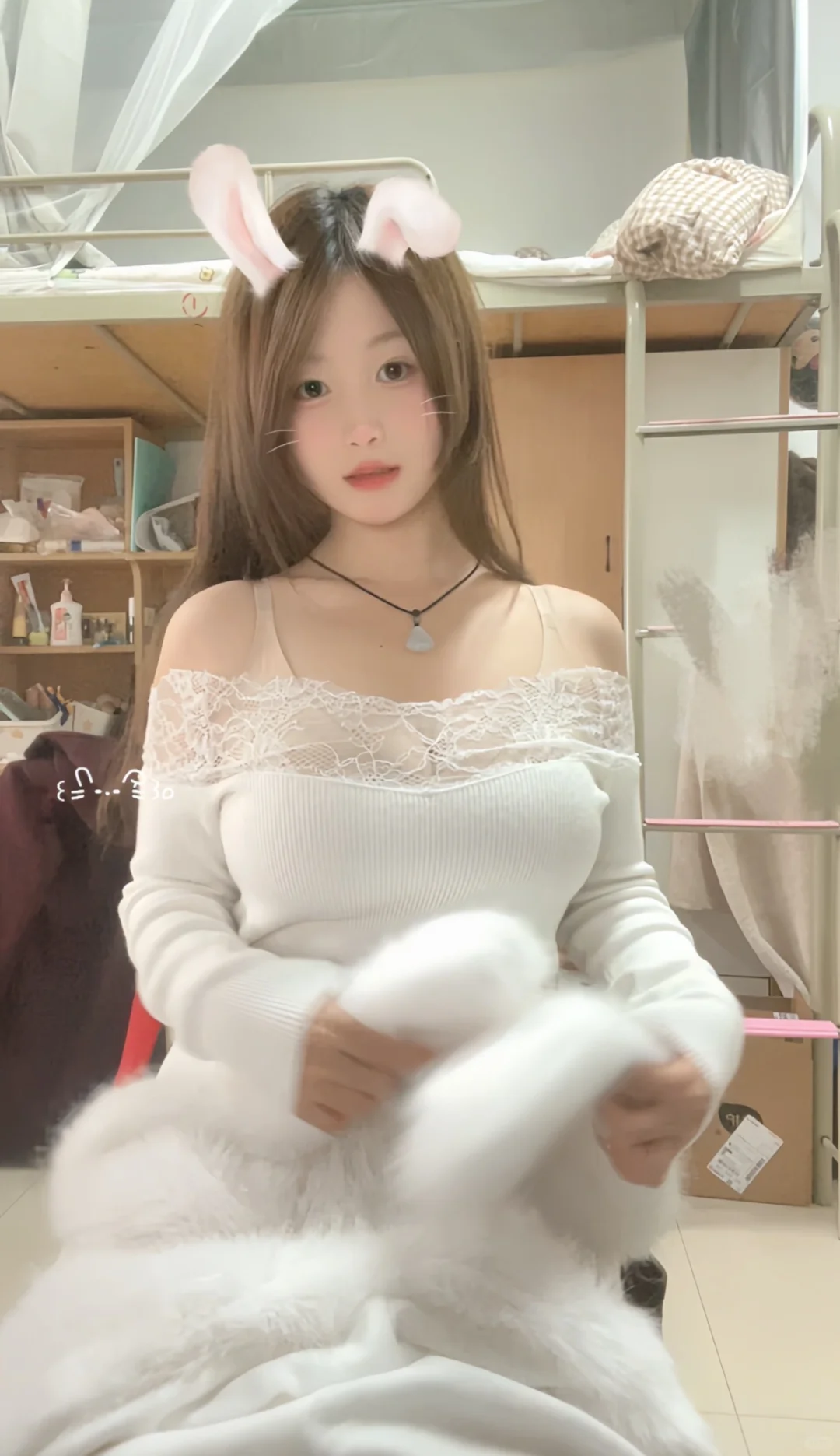 宝宝们白色真的乖乖的