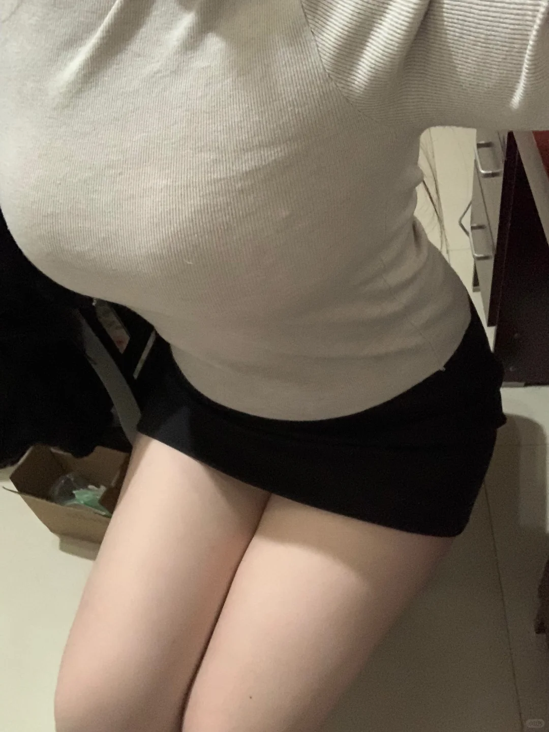 穿包臀裙 做成熟女人