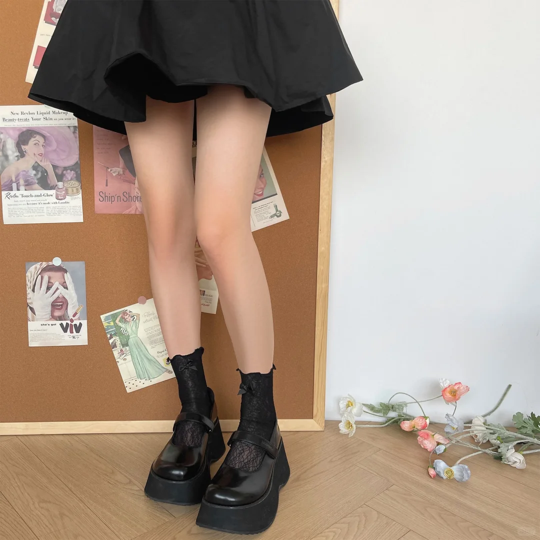 蕾丝短袜的神级显瘦穿搭法，腿围直降3cm？