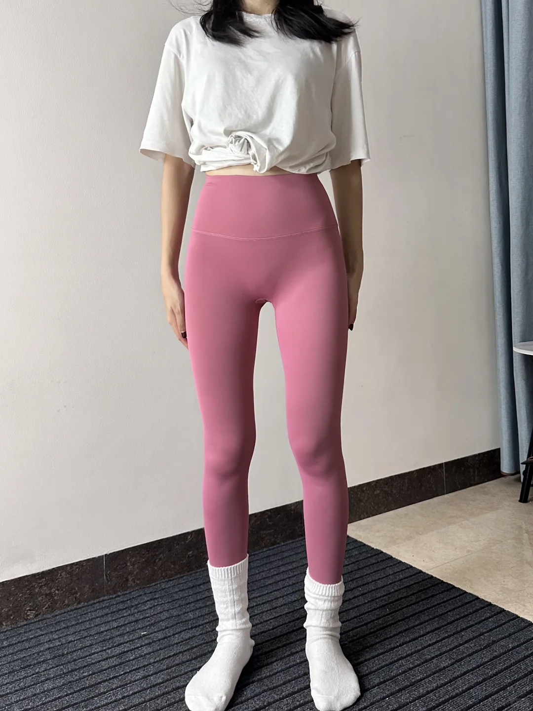 不用Pxx，live直出瑜伽裤，💰27不到，吊打大牌