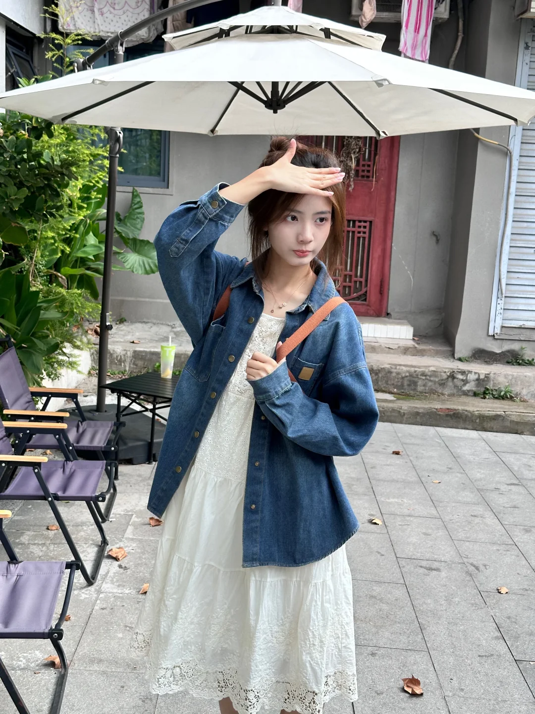 棕发素颜实况
