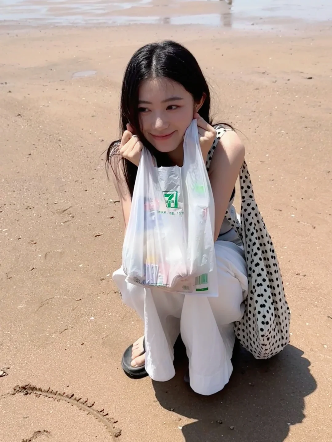 青岛海边拿捏松弛感拍照