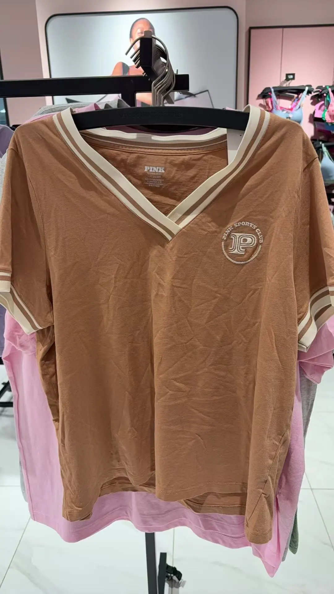 维密衣服折扣38一件
