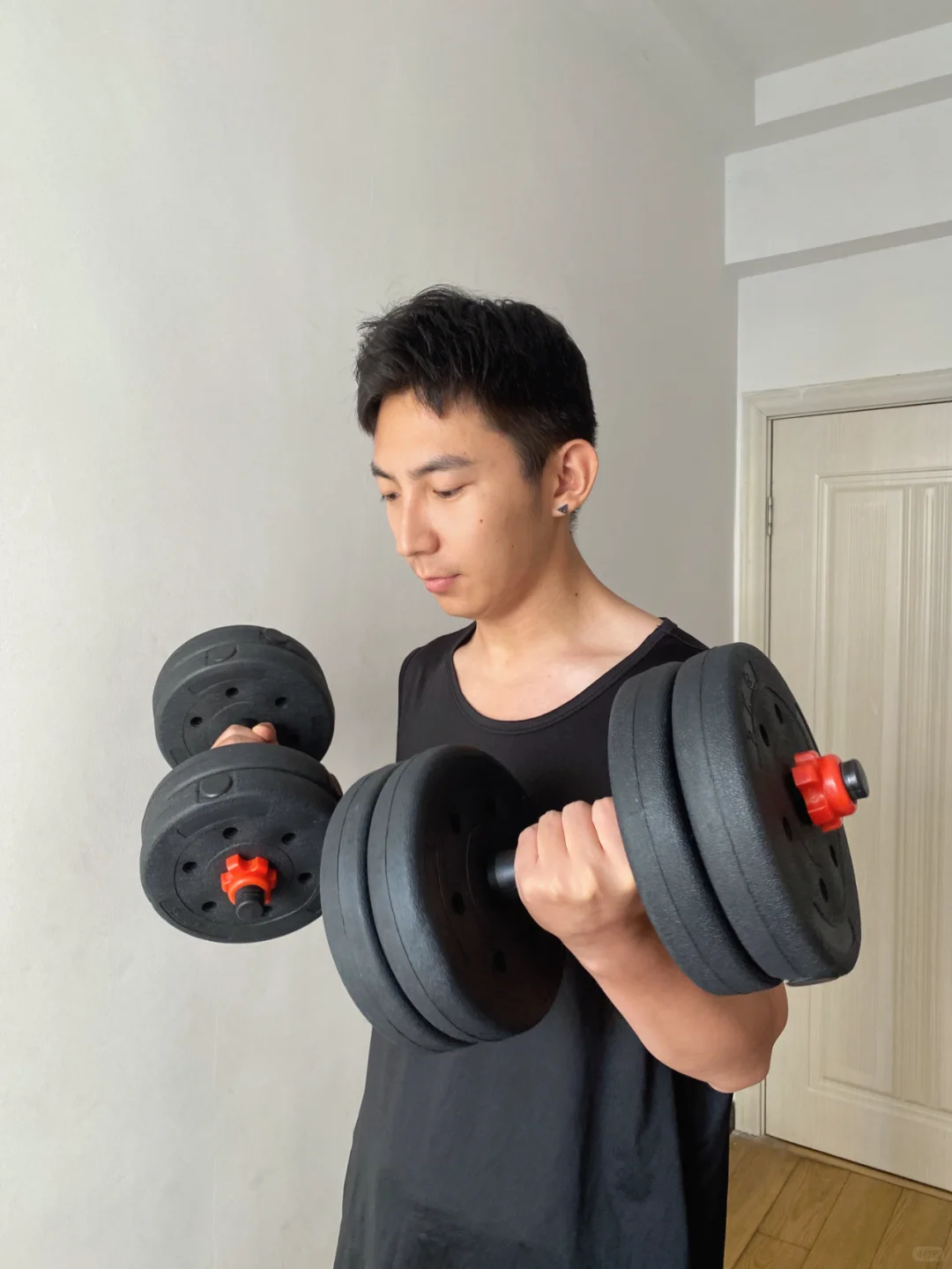 效果显著！哑铃减肥，助你重塑完美身材