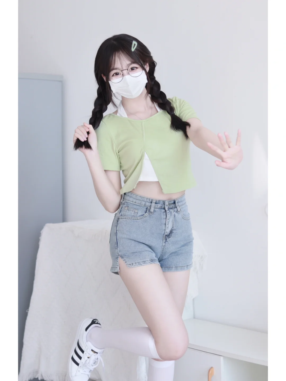 夏天怎么少得了甜妹呢