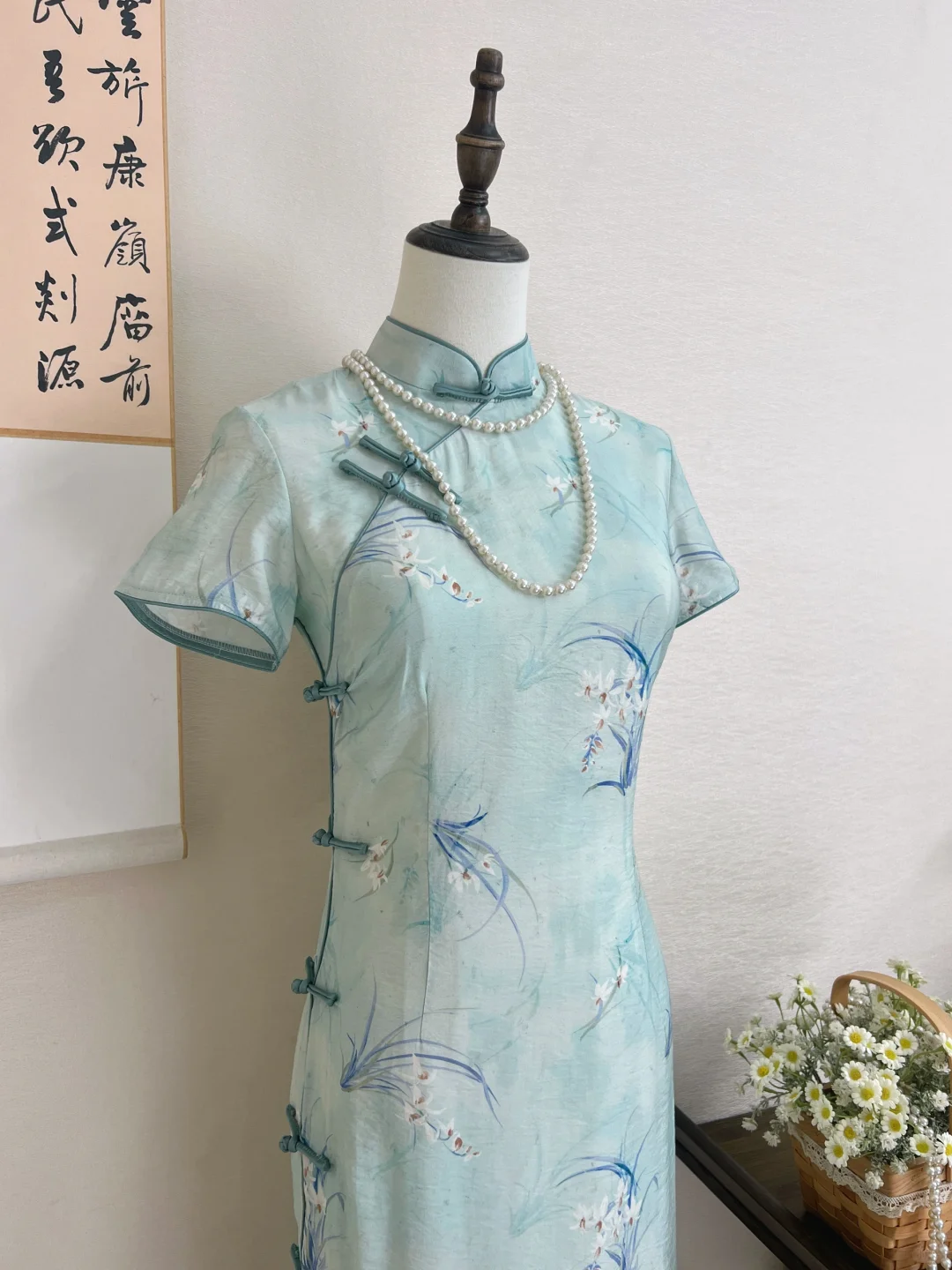 “你一句春不晚，我就到了真江南”浅春系穿搭