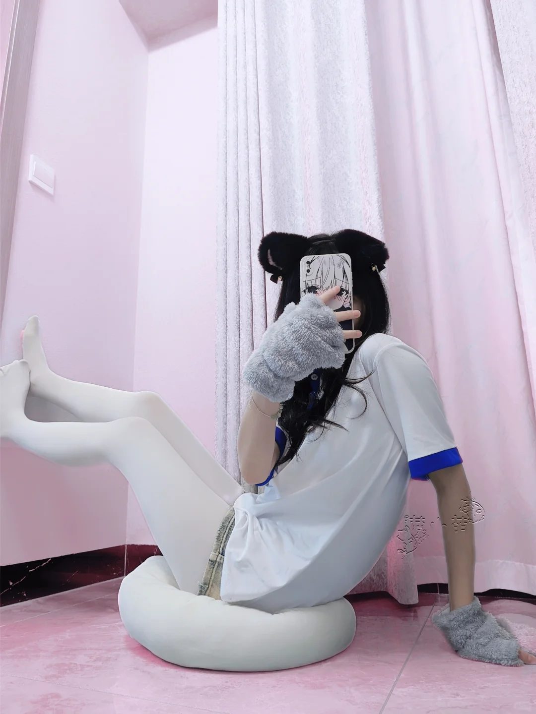 抓个小老鼠吃掉！