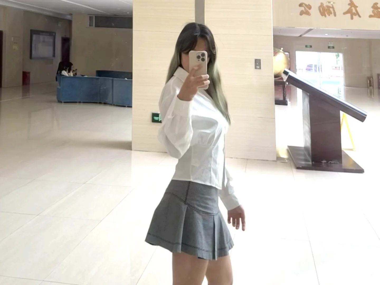 健身女大答辩穿什么😧