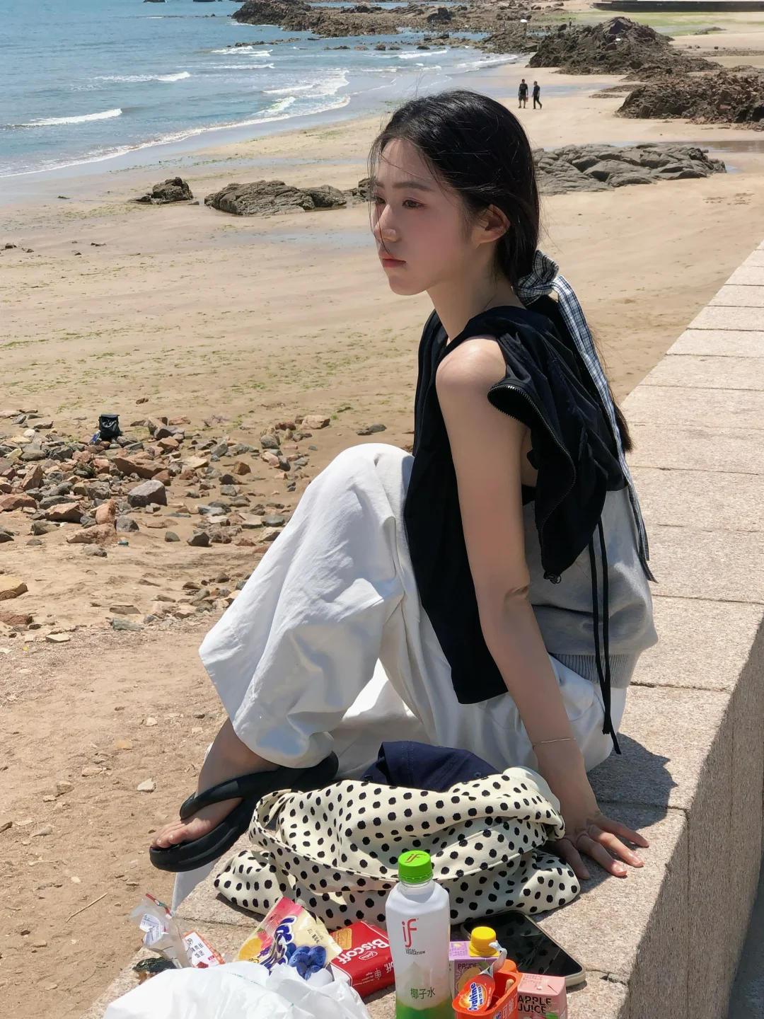 青岛海边拿捏松弛感拍照