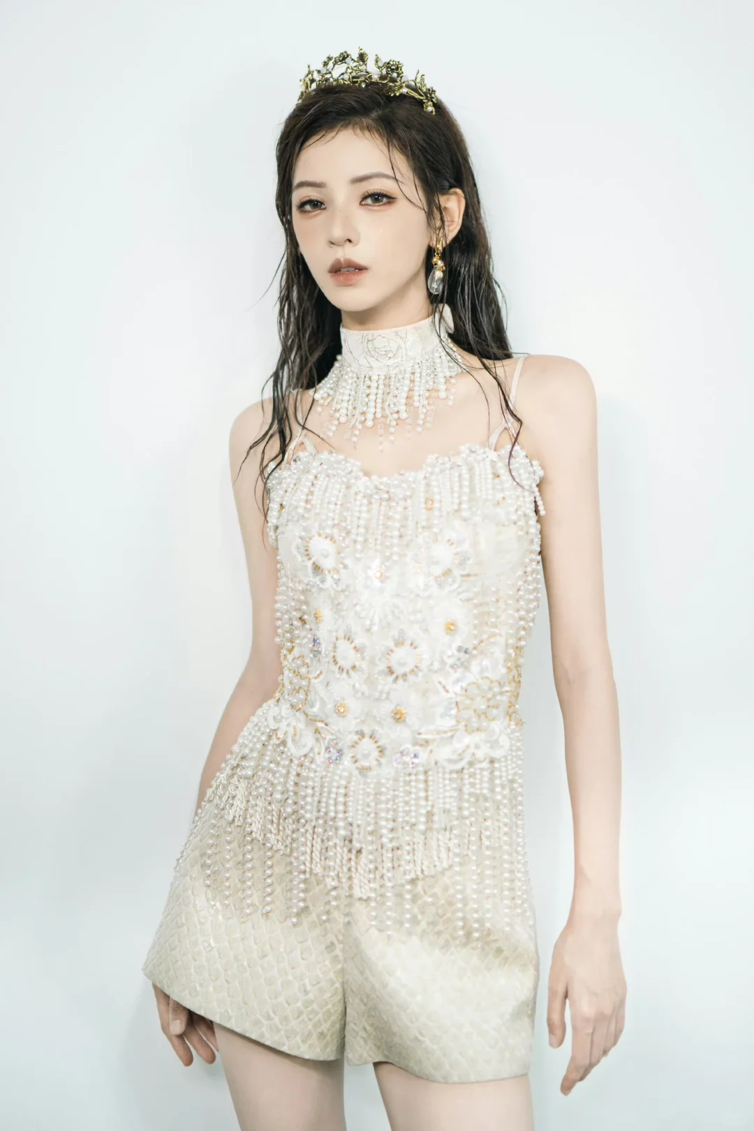 张予曦壁纸：高冷迷人的女神