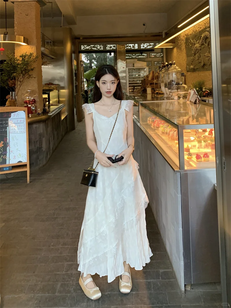 不规则蕾丝拼接小飞袖连衣裙女夏季收腰显瘦