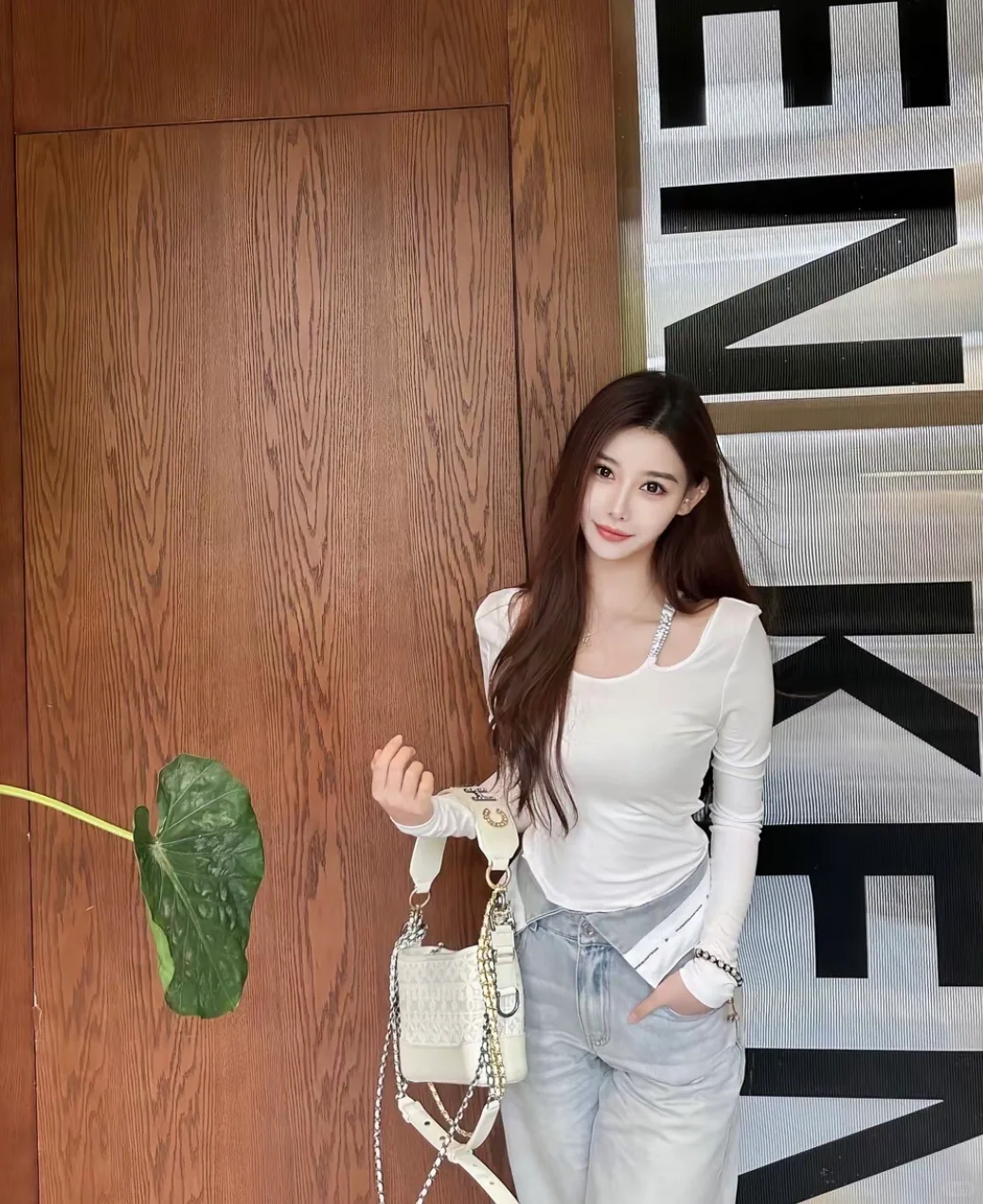 御姐女模特 会💃蹲一个靠谱摄影