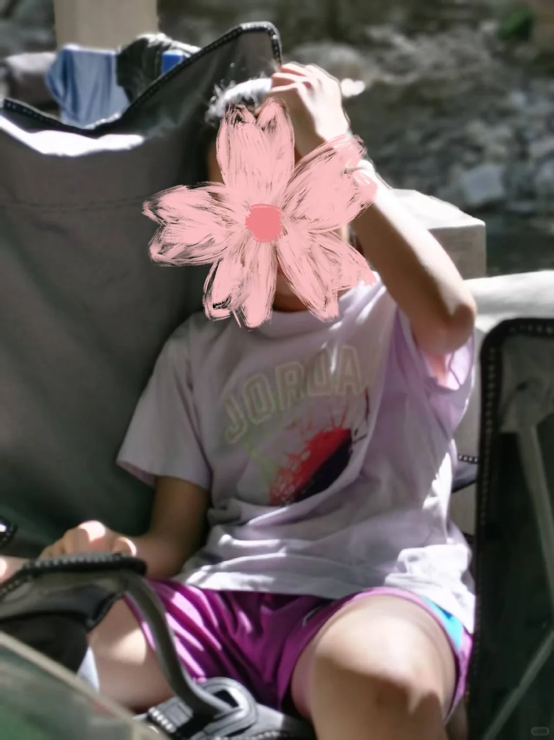 就说这个阳光下的拍照很好看