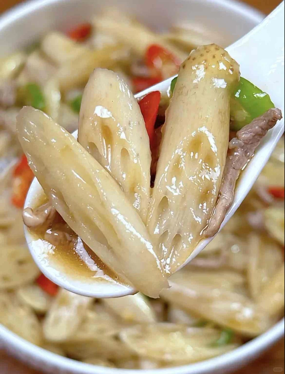 能干掉几碗饭的酸辣藕带炒肉丝