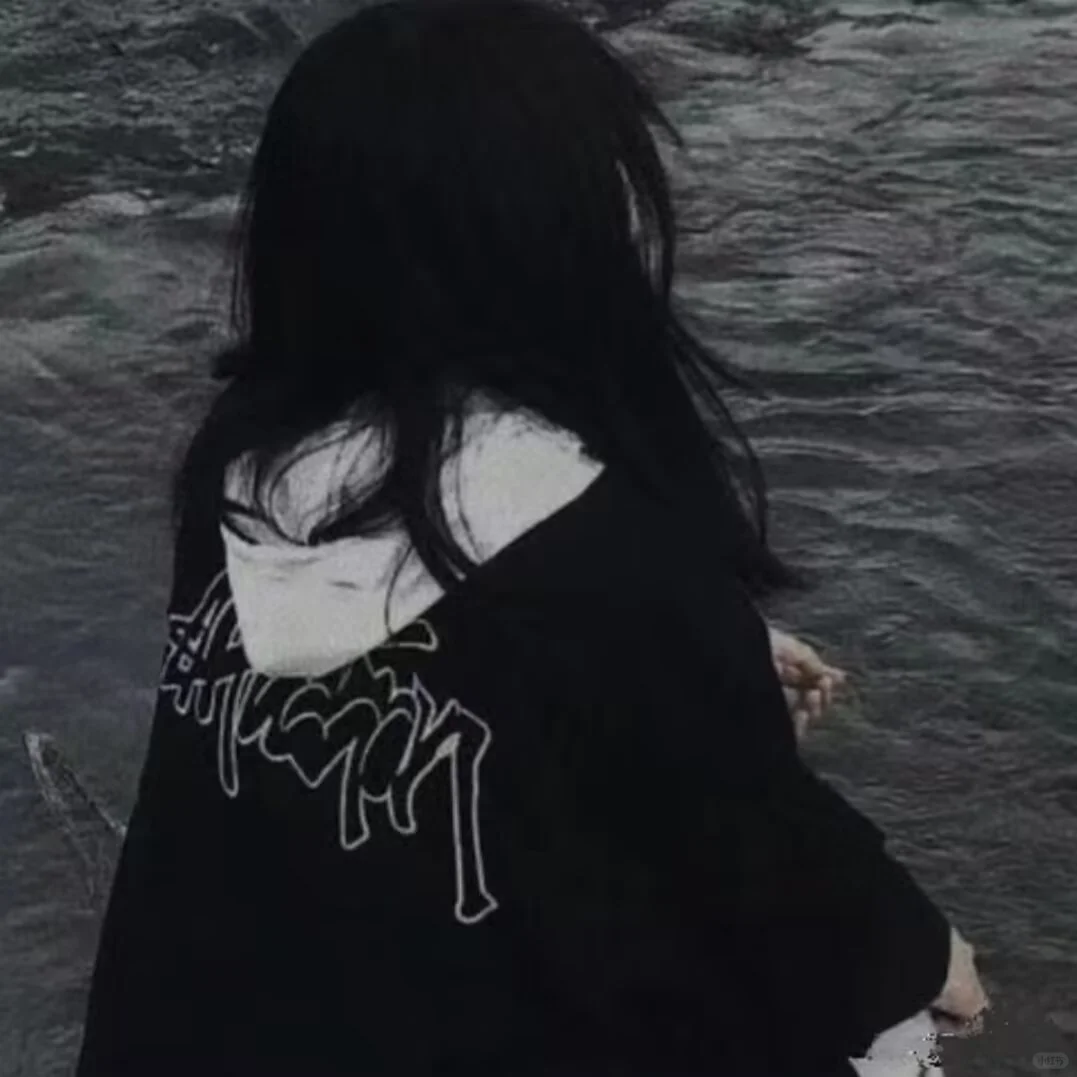 𝗪𝗲𝗖𝗵𝗮𝘁｜伤感女头