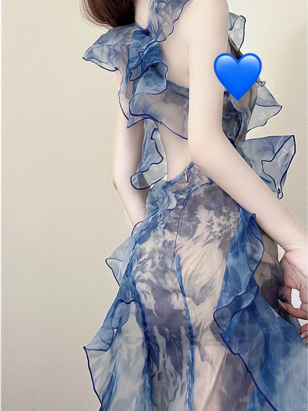 穿上就是清冷感大美女！