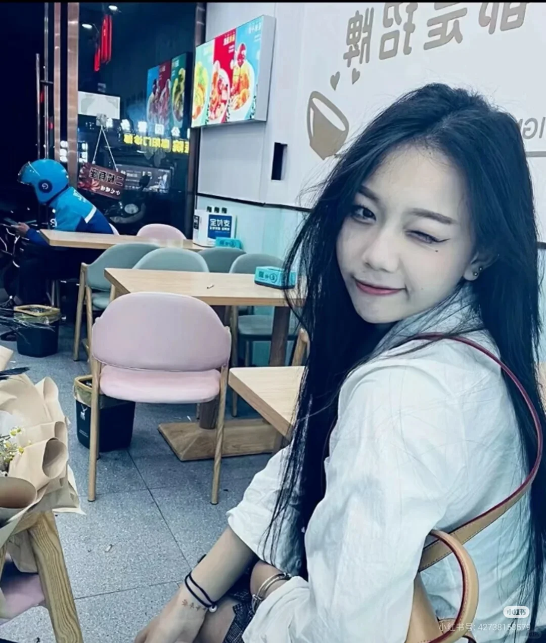 网红吴赛妹