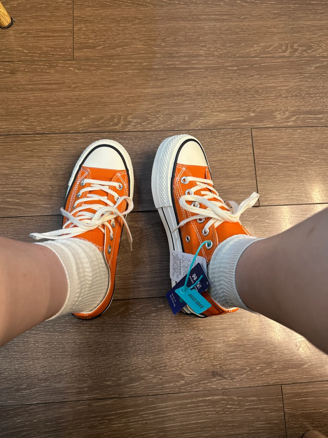 橘子🍊味的帆布鞋好有活力啊🥳活力感超强