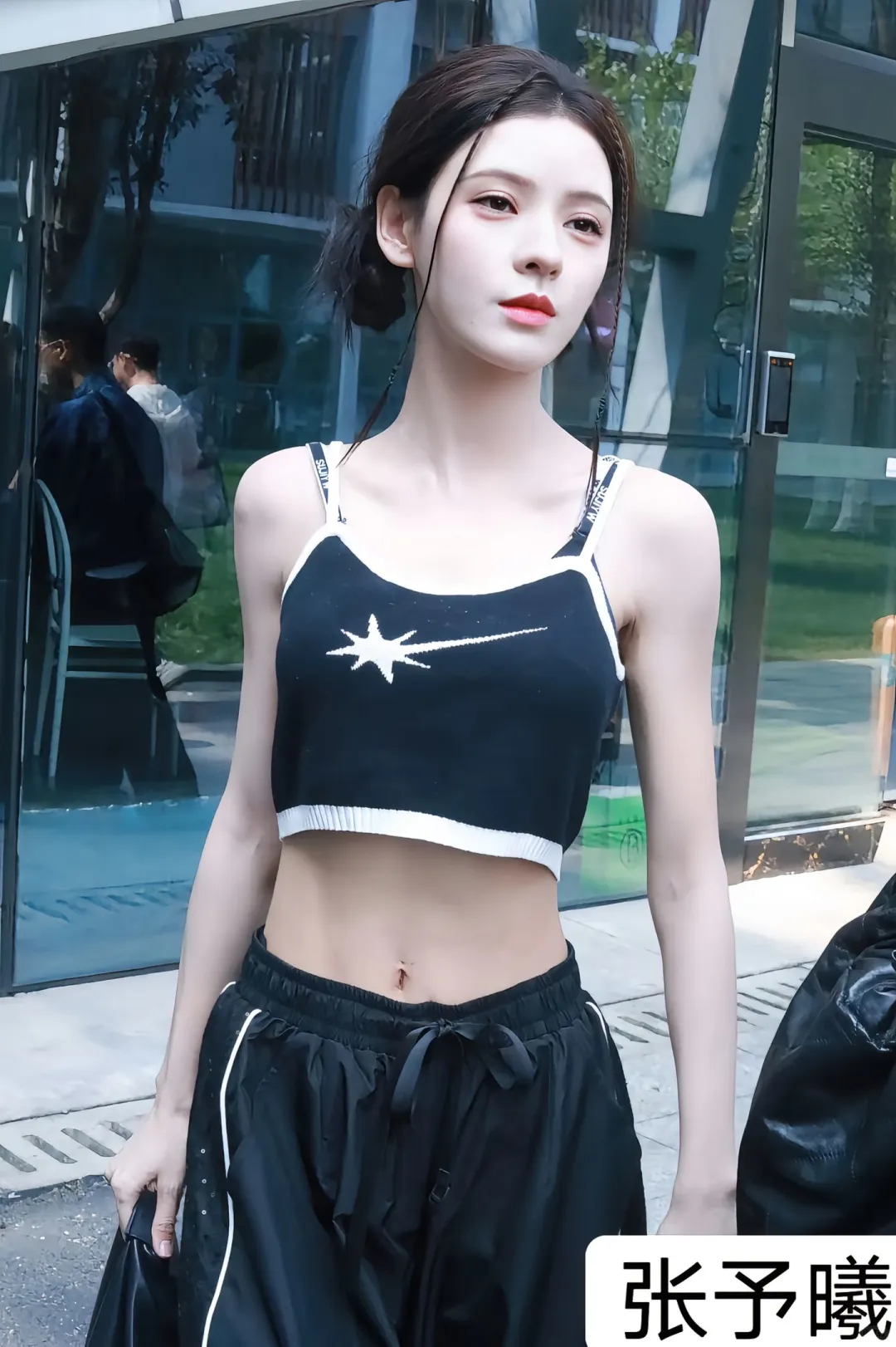 十二位女明星小蛮腰、你最喜欢谁？