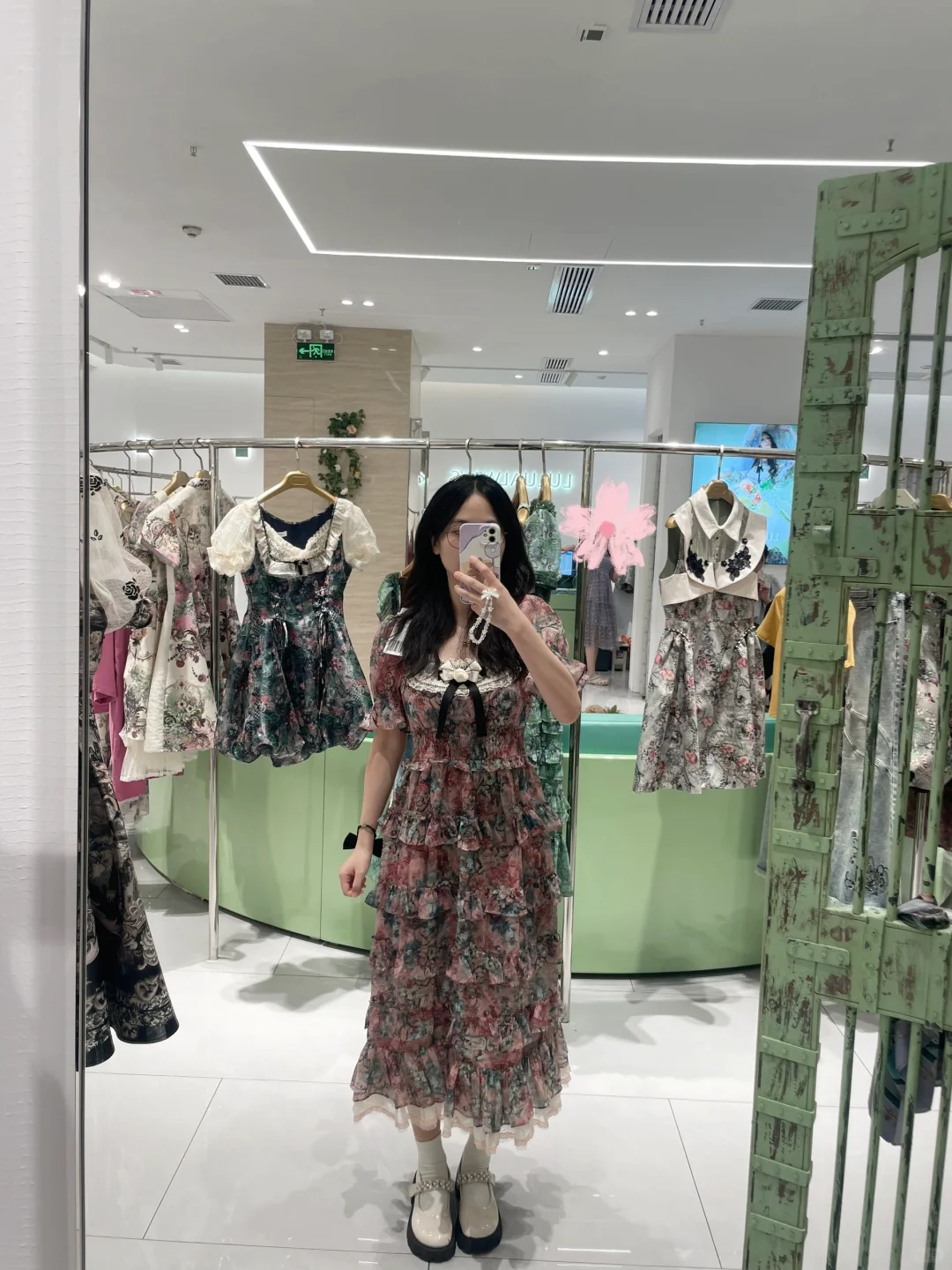 这裙子一千八，有必要买吗？