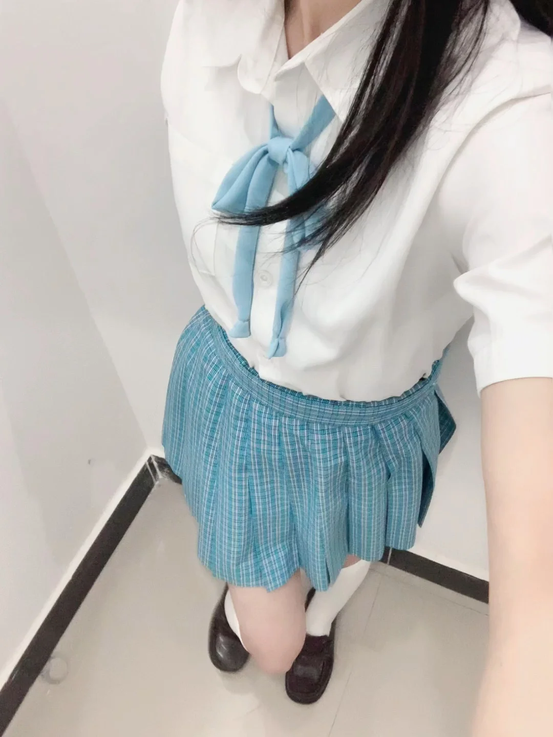 好好看的松蓝