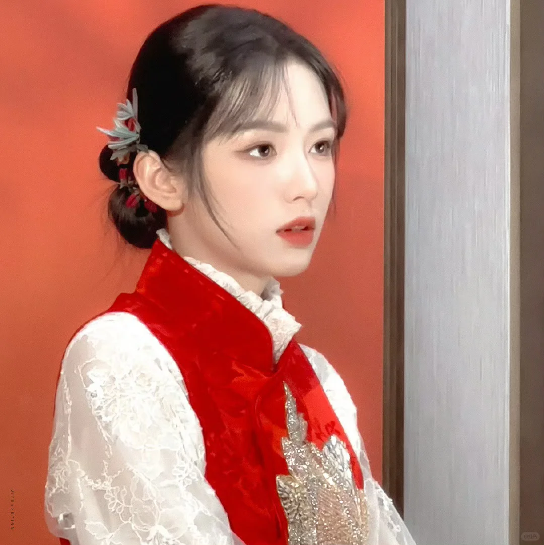 𝙒𝙚𝘾𝙝𝙖𝙩女头｜周也