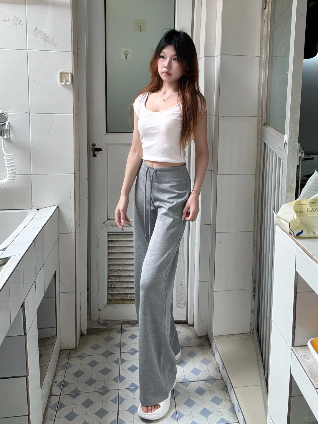 02女大学生休闲穿搭
