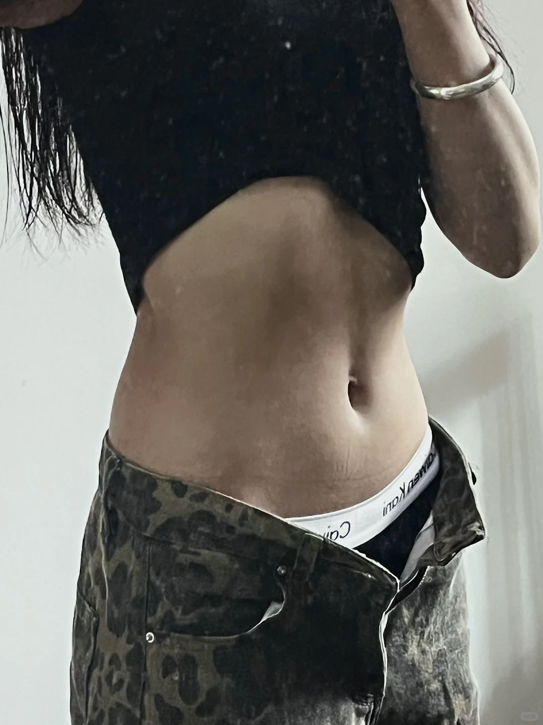 女为悦己者容。