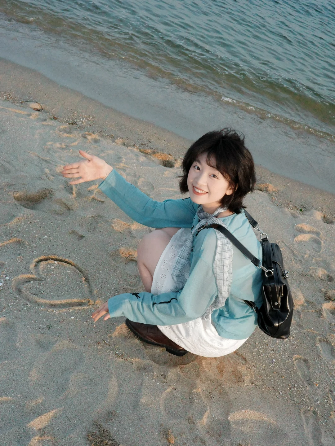 和大海穿了一样颜色