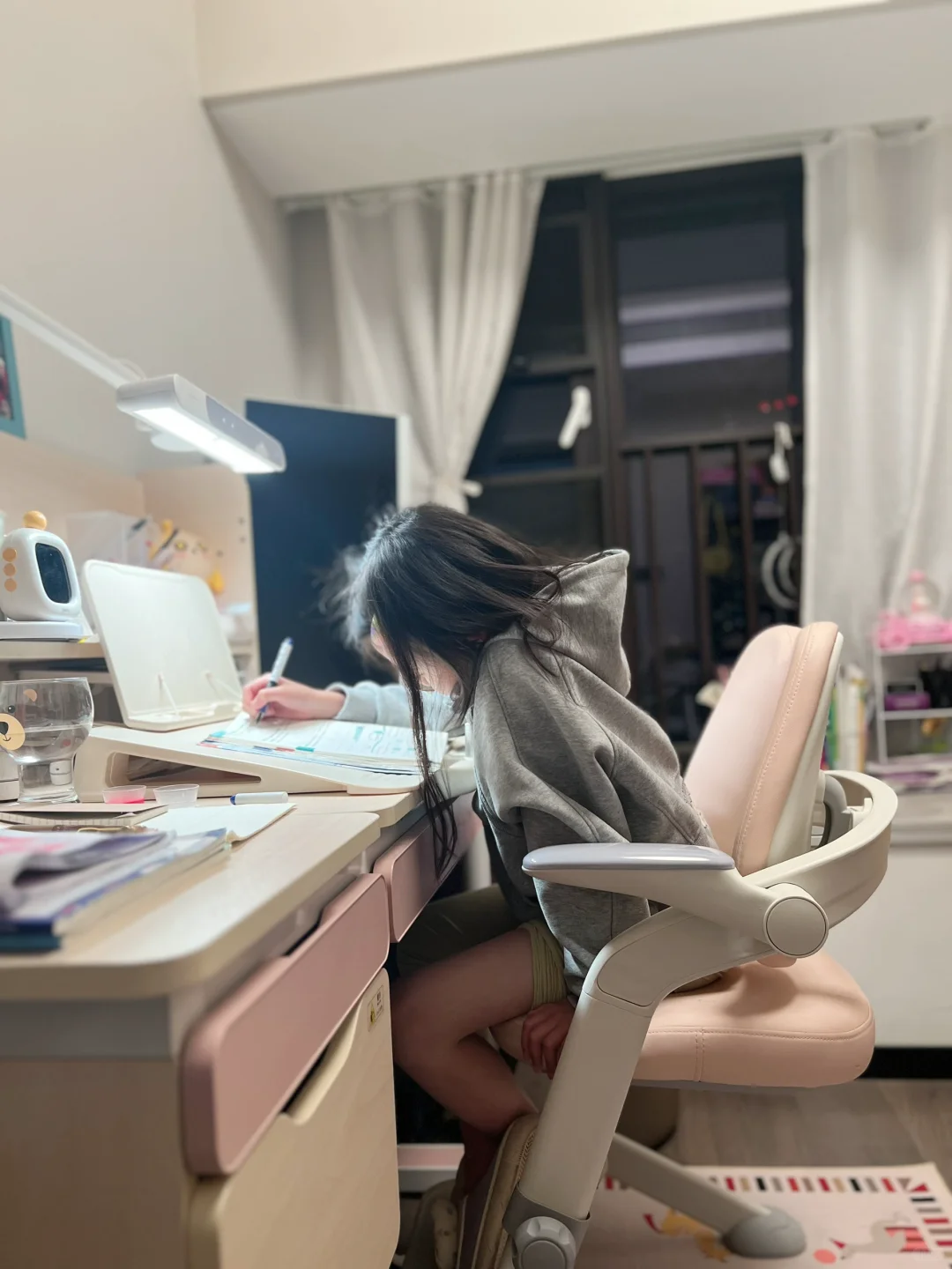 女儿自学数学时的不同精神状态❗️