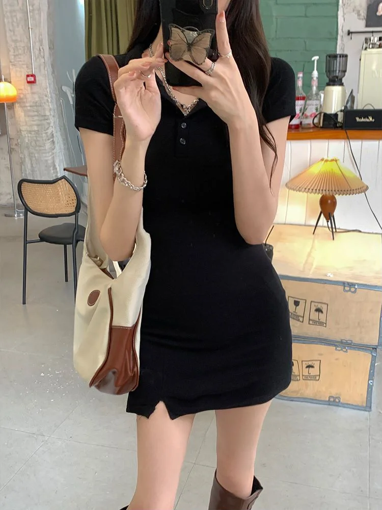 开叉包臀polo连衣裙