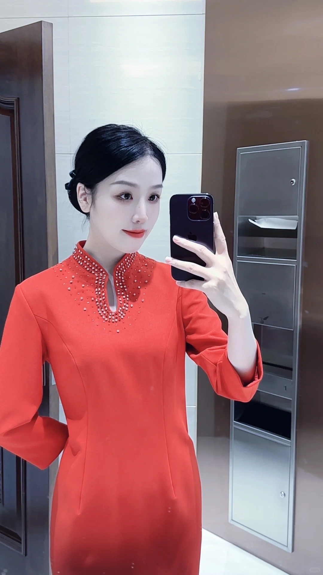 到底谁在做会服啊