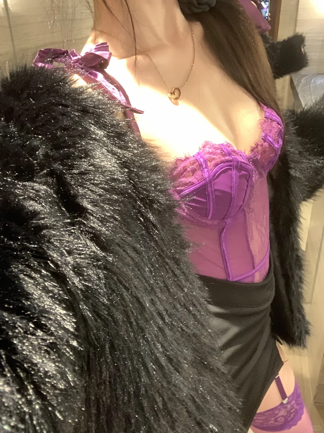Slightly tipsy purple grapes🍇
